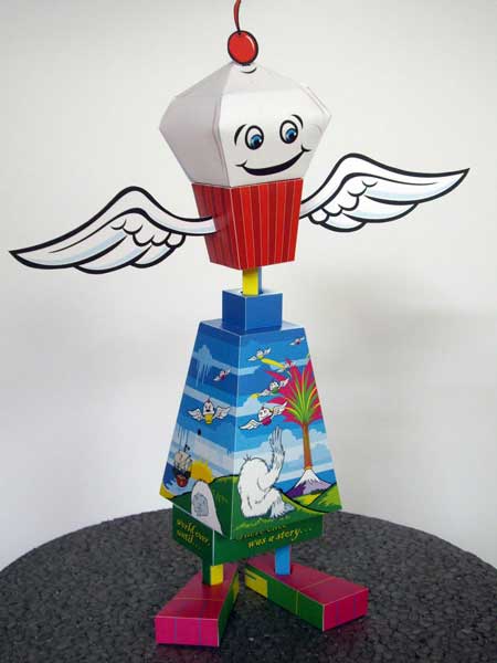 Box Can Paper Toy Flying Cupcake