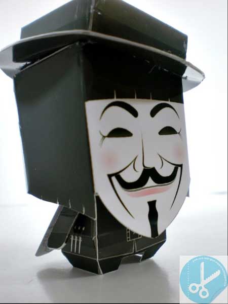 V for Vendetta Paper Toy