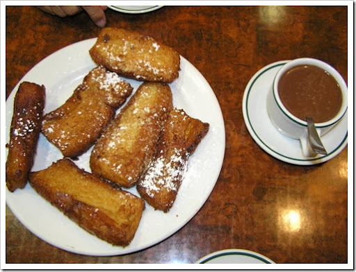 Chocolate-con-picatostes-felix-el-segoviano_thumb%5B7%5D.jpg