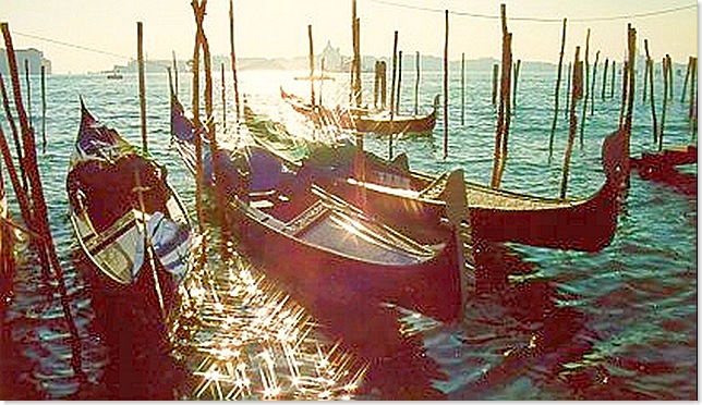 Venecia_gondolas