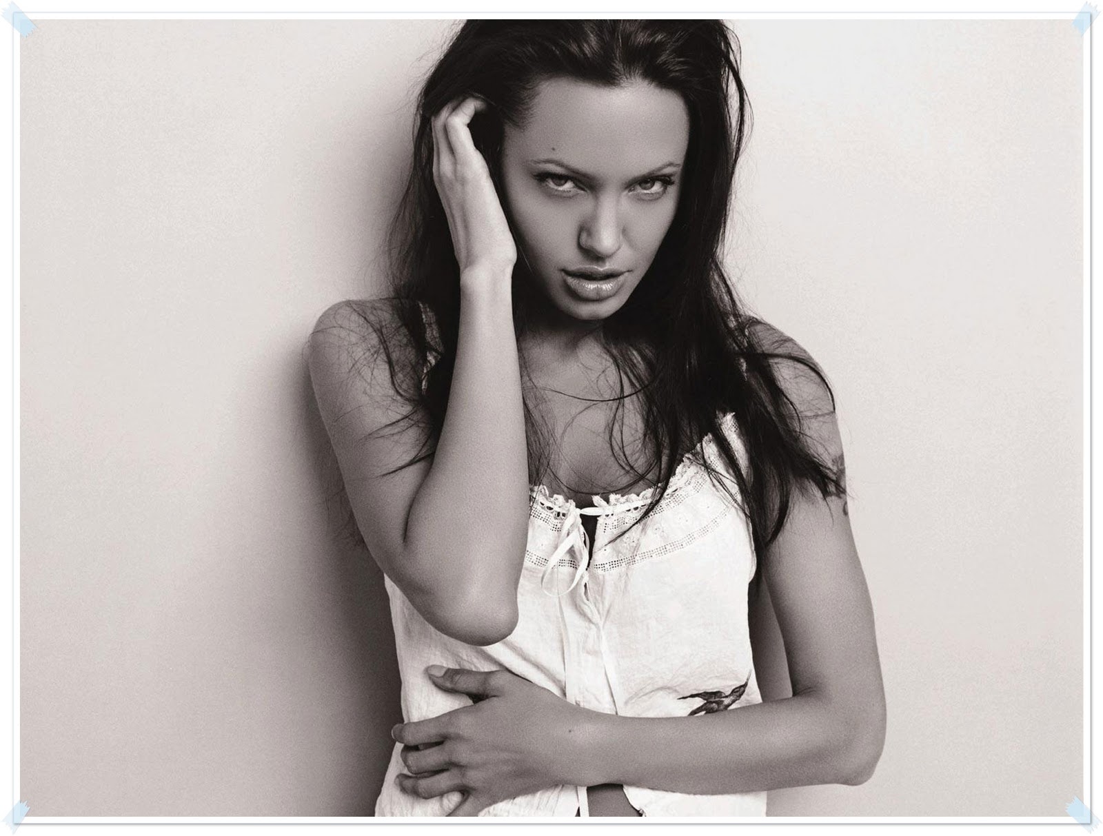 [Angelina-Jolie-7.jpg]