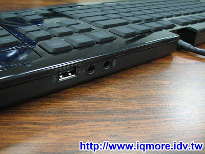 Razer Lycosa 黑腹狼蛛電競薄膜式鍵盤評測 - 老貓測3C