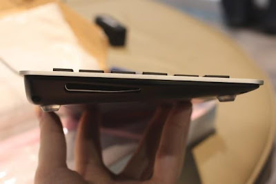 CES 2009:  ASUS Eee Keyboard -將PC概念放進鍵盤中 - 老貓測3C