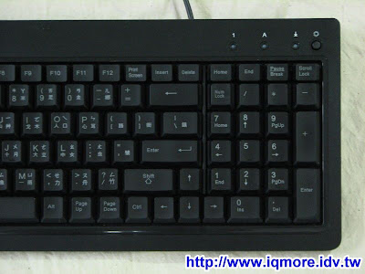 i-rocks KR-6820E 薄膜式發光電競鍵盤評測 - 老貓測3C