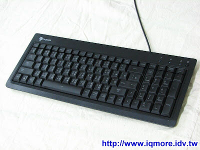 i-rocks KR-6820E 薄膜式發光電競鍵盤評測 - 老貓測3C