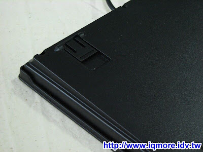 i-rocks KR-6820E 薄膜式發光電競鍵盤評測 - 老貓測3C