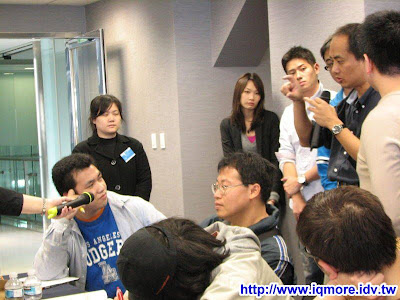 電腦王王團：Antec電源狂操與機殼創新之相對論小記(3/14) - 老貓測3C