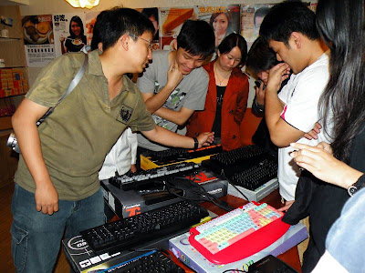 台北鍵盤聚會 小記20090419 - 老貓測3C
