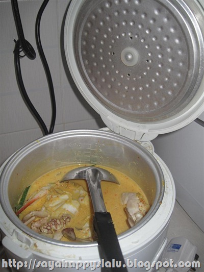 Hy Me What Is Inside My Rice Cooker Sedang Aku Syok2 Memasak Lauk Guna Dapur Gas Tiba Api Terpadam Try Ketik2 Tak Nyala2 Apinya Sahlah Dah Abis Sabar Nak Tunggu