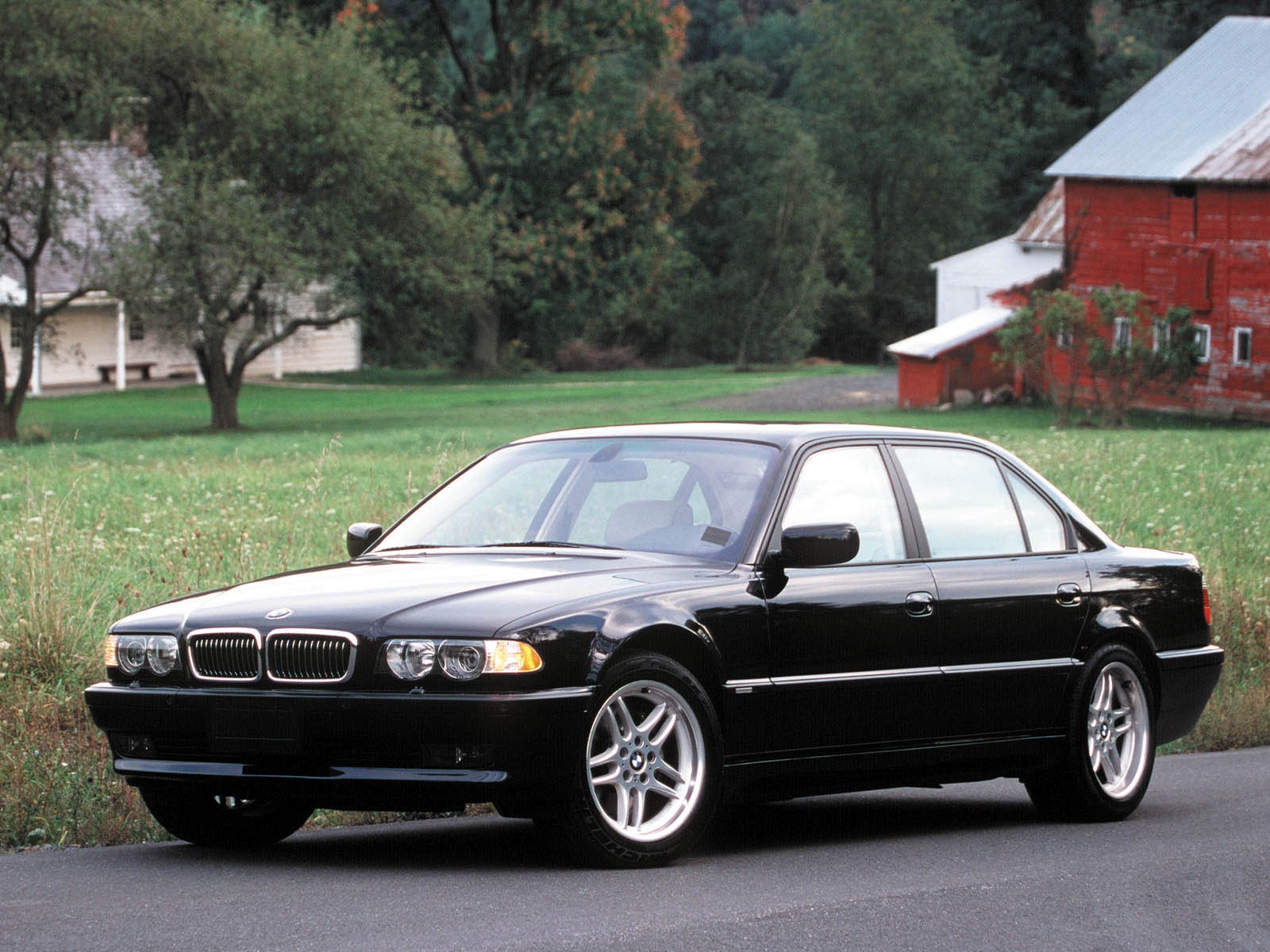 [BMW-7Series-1994-019[4].jpg]