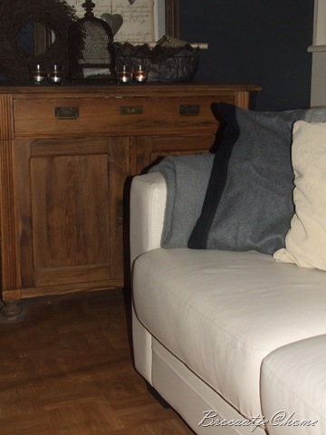 [bank 2009 035[2].jpg]