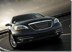 Chrysler200_11