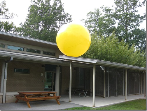 Yellow Balloon 037