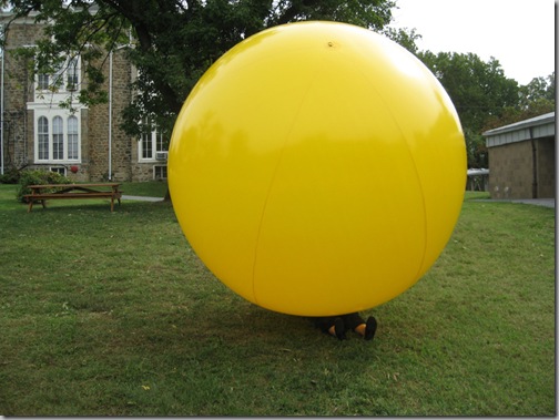 Yellow Balloon 073