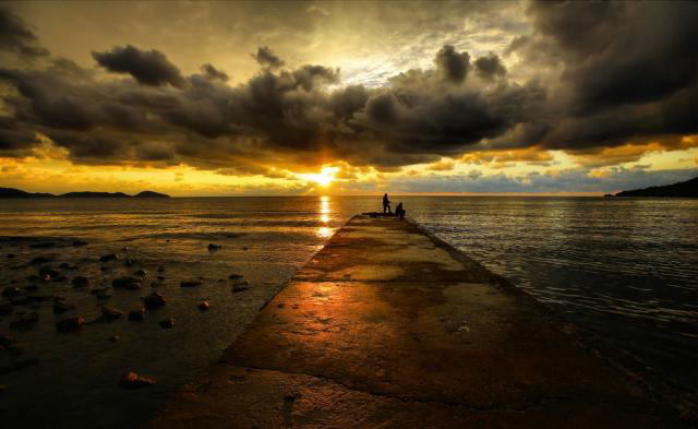 Color of Nature: Shades of Light