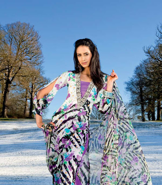 Latest Salwar Kameez Designs | Hot Models in Salwar Kameez Pics