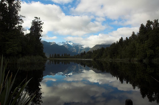 Nowa Zelandia zdjęcie: Nad Mirror Lake w Nowej Zelandii warto się przespać.