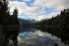Mirror Lake od zachodu - Lake Matheson