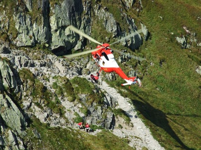 Hubschrauber-Rettung nahe Pos rednia Turnia