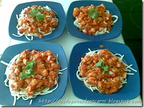 Espaguetis a la marinera  http://losfogonesdeencarni.blogspot.com/