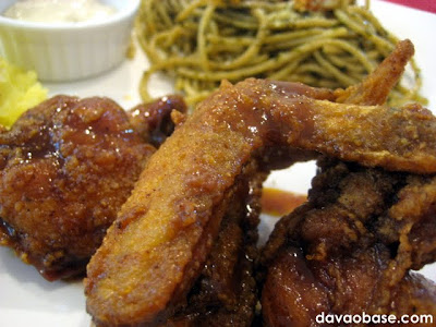 Wings & Dips signature dish: Chicken Wings in Original Sauce