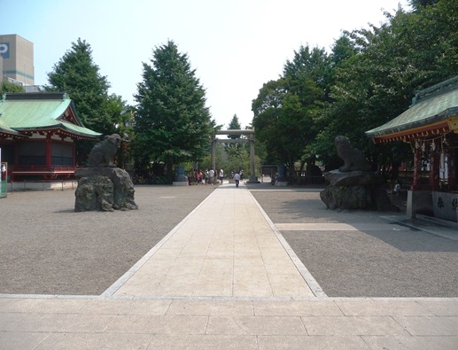 asakusa shrine - saída