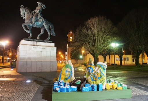 cantanhede - Natal -  Praça Marquês de Marialva - presépio executado em Pedra de Ançã, da autoria de Carla Ferreira