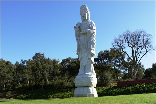 Buddha Eden - estatua de buddha