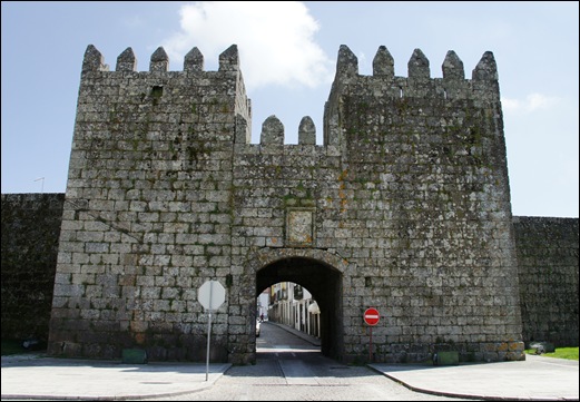 9.Trancoso -  castelo medieval - portas do prado