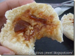 english muffin and fig preserves