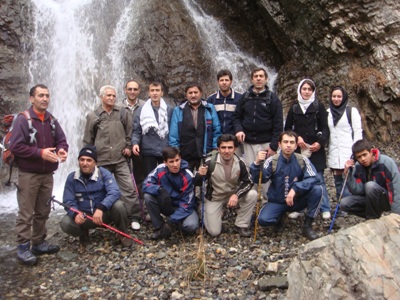 نشاط کوهستان را در گوگل سرچ کنید