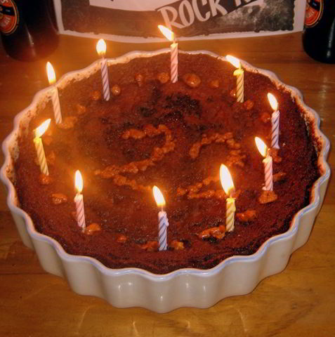 [Birthday cake. I know - i'm not 22[4].jpg]