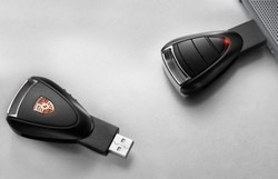 [clé-usb-porsche[2].jpg]