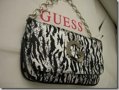 G by GUESS Stunning Handbag with Chain Strap Style SA063433