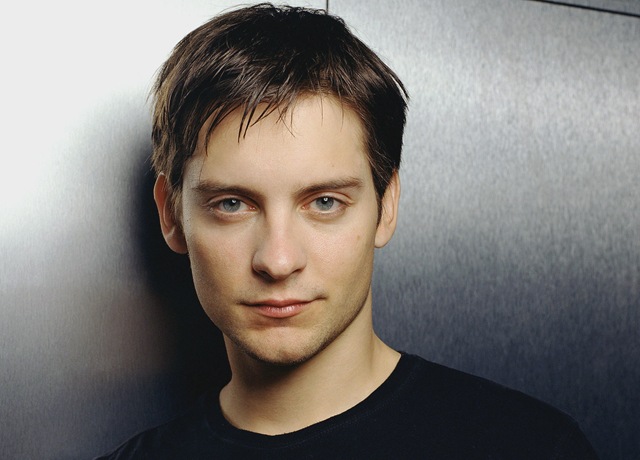 [tobeymaguire22.jpg]
