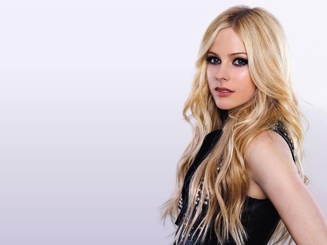 [avril_lavigne2.jpg]