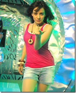 neha-sharma-HFFFFF