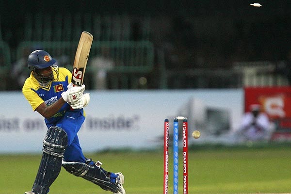 [Thilan Samaraweera 24512[4].jpg]