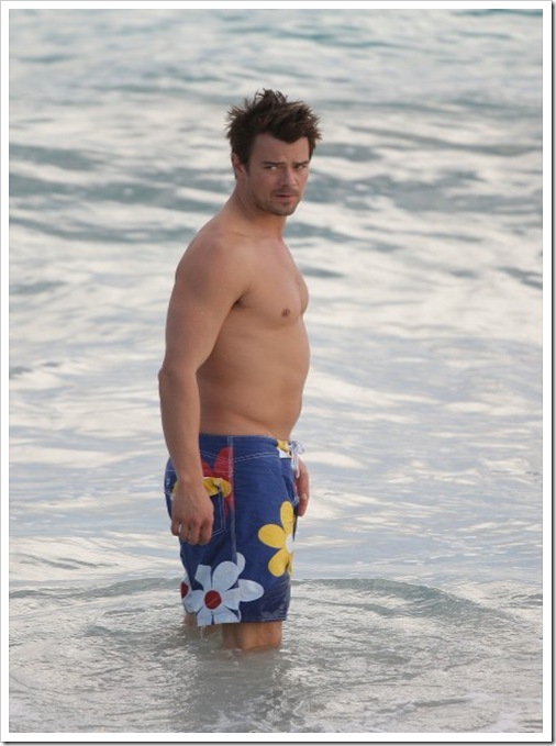josh-duhamel-shirtless