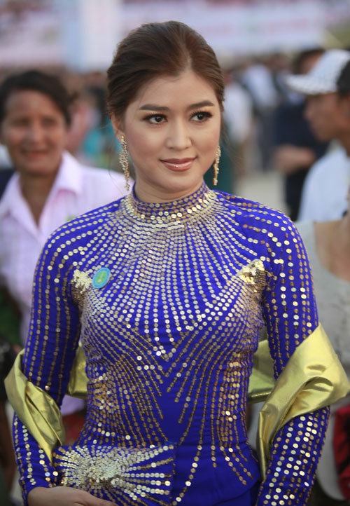 Photo Gallery: Myanmar Actress Eindra Kyaw Zin