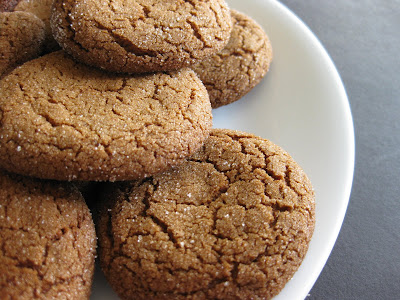 close-up photo of ginger snaps