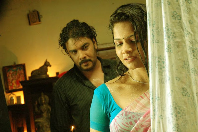 Tamil movie Nagaram Stills