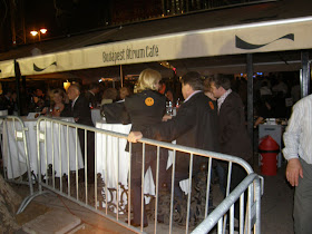 V. kerület,  Belváros, 5. kerület,  Fidesz, Budapest,  Vörösmarty tér,  2010. április 25, második forduló,  képek,  fotók. pictures,  fotók,  buli,  