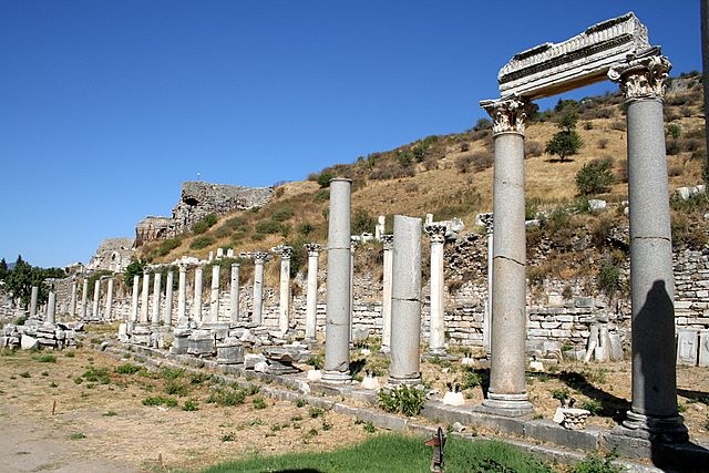 [ephesus_efes_agora_img_4719[5].jpg]