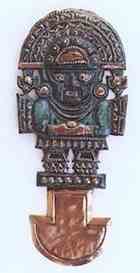 After Bingham had discovered Machu Picchu, he had over 5,000 archaeological pieces removed from the site and transported many of them to the Yale University. In late 2005, Peru said it would sue Yale in order to retrieve as many archaeological pieces as possible.