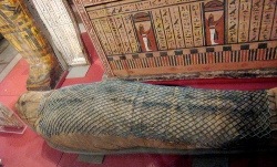 [mummy[5].jpg]