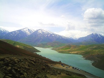 Iraq and Nakhchivan, and the provinces of East Azerbaijan.