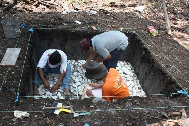 [uxul-pond-pool-100826-02[5].jpg]