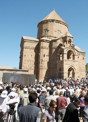 [armenian-legacy-in-the-east-to-resurface-2010-09-24_l[5].jpg]