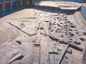 Asuka-Ike-Kobo Ruins: The composite remains of an Asuka period workshop discovered in a valley to the southeast of Asuka Temple.